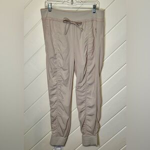 Athleta Attitude Ruched Leg Jogger Pant in Cream, Size 14